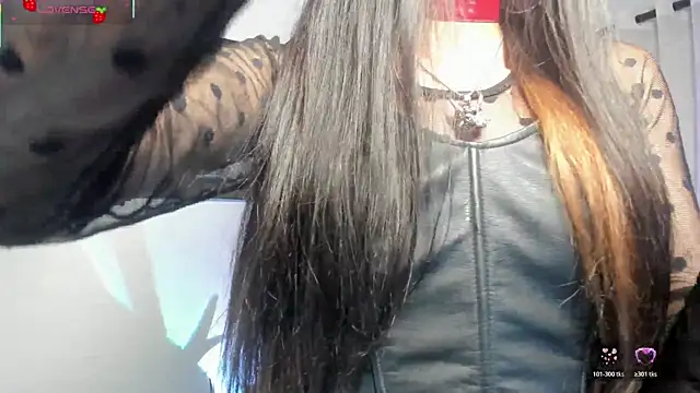 Snapshot of Laila_Angels chatting on 14, 5, 2026 Laila Angels online show from 14, 5, 2026