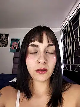 KARINNA  RAVEN online show from 4, 4, 2026