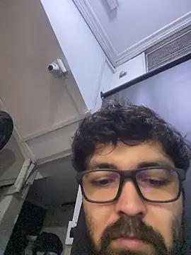 Snapshot of Freakydrag chatting on 16, 11, 2025 Freakydrag online show from 16, 11, 2025