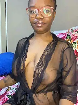 YummyMelanin117 online show from 26, 3, 2026