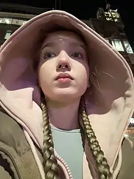 bambi lu online show from 21, 10, 2025