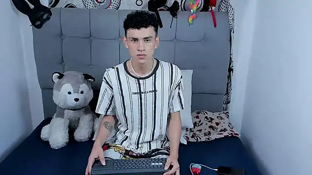 jeims hotboy online show from 25, 9, 2025