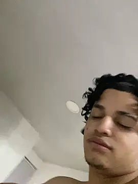 Snapshot of samxx_muscle chatting on 27, 2, 2026 samxx muscle online show from 27, 2, 2026