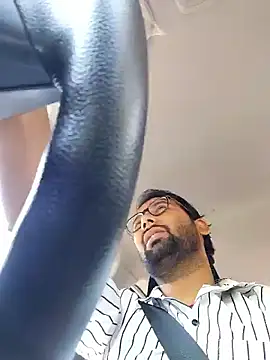 UAjit online show from 9, 5, 2026