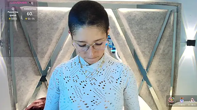 Elaine87  online show from 24, 9, 2025