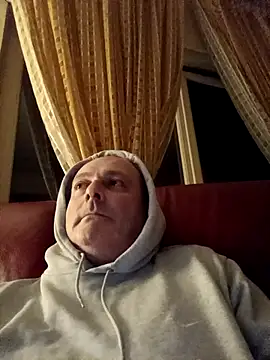 Alexis Bull online show from 13, 1, 2026