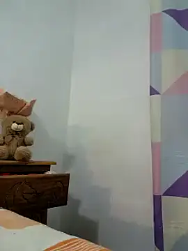 Snapshot of Saraslow chatting on 19, 10, 2025 Saraslow online show from 19, 10, 2025