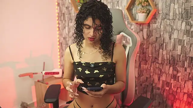 bonniie 98  online show from 14, 1, 2026