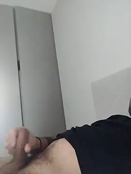 iunutmi online show from 2, 11, 2025