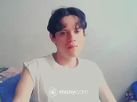 Snapshot of santihot089 chatting on 14, 9, 2025 santihot089 online show from 14, 9, 2025