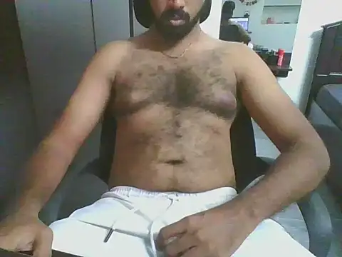 lovelyakash69 online show from 13, 4, 2026