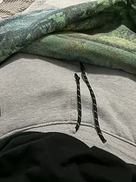 Snapshot of tipetto06 chatting on 19, 3, 2025 tipetto06 online show from 19, 3, 2025