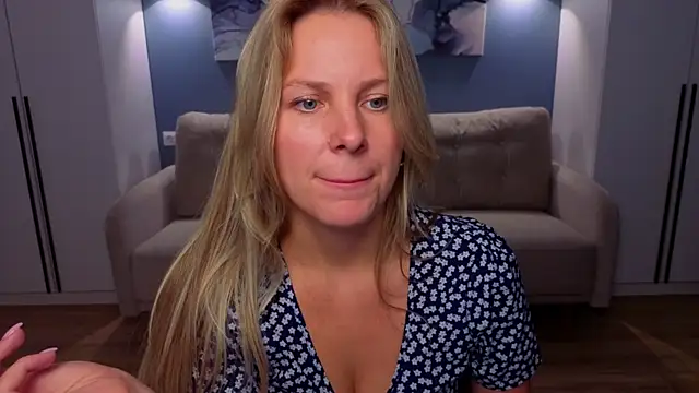 MelanieBennett online show from 16, 7, 2026