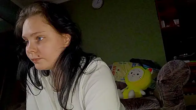 SweetPiggyx online show from 18, 4, 2026