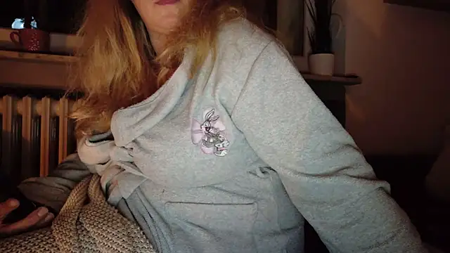 Snapshot of chupasexy chatting on 24, 11, 2025 chupasexy online show from 24, 11, 2025