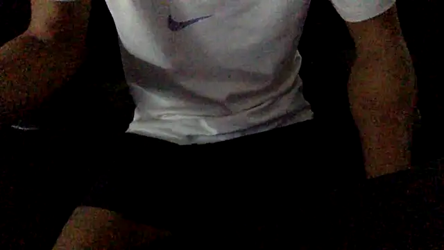 Snapshot of hornygymbro chatting on 20, 3, 2025 hornygymbro online show from 20, 3, 2025