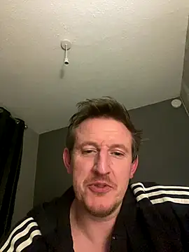 Tommyglasgow1983 online show from 24, 10, 2025
