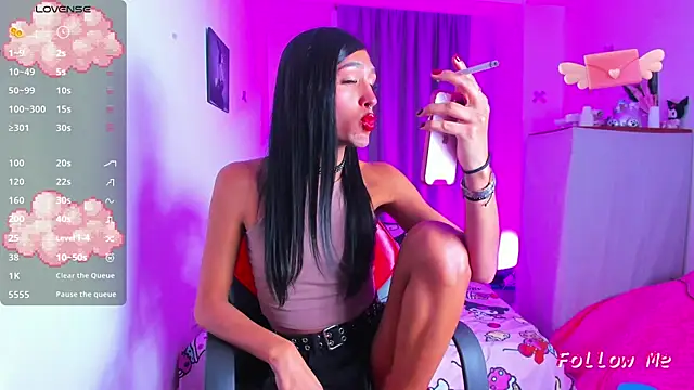 SkylerBennet online show from 21, 10, 2025