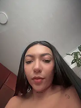 ImAshley1 online show from 13, 4, 2026