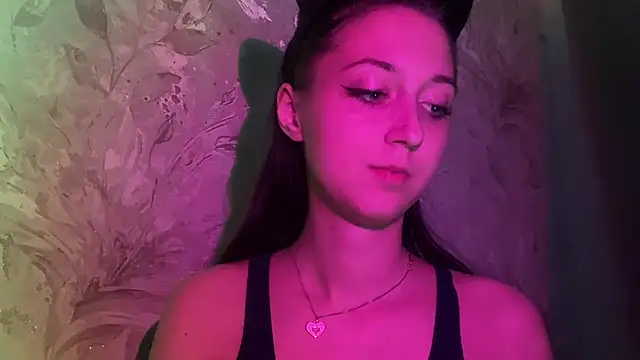 Snapshot of YourTemptation_ chatting on 3, 12, 2025 YourTemptation online show from 3, 12, 2025