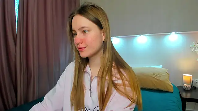 Candy Cansew online show from 11, 9, 2025