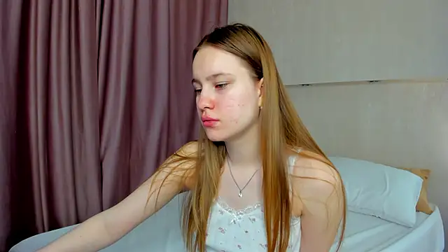 Candy Cansew online show from 26, 9, 2025