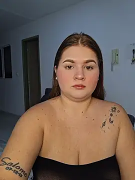 Snapshot of valentina-diiaz chatting on 14, 7, 2026 valentina-diiaz online show from 14, 7, 2026