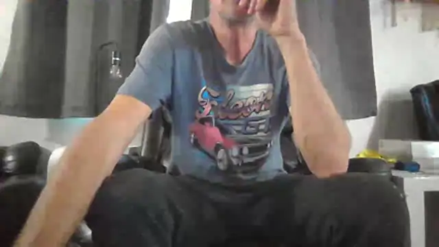 Lovyourpuss online show from 19, 7, 2026