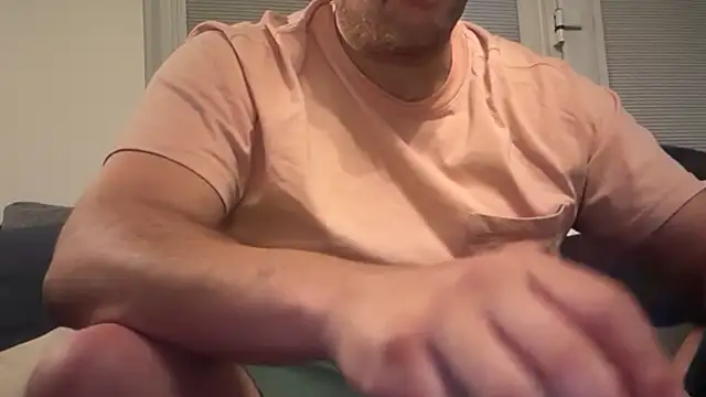 CloudyMuscleBeefy online show from 9, 4, 2026