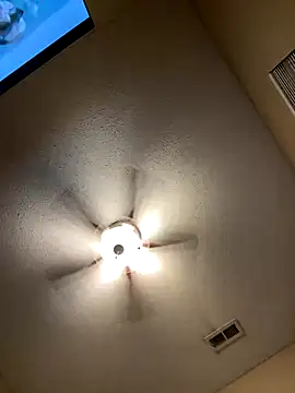 Snapshot of El_matatan_XD123 chatting on 9, 9, 2025 El matatan XD123 online show from 9, 9, 2025