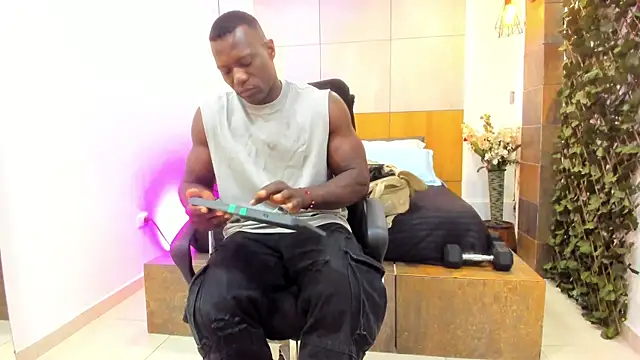 MarcusBlack  online show from 10, 4, 2026