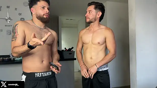 Snapshot of zoneboys chatting on 21, 2, 2026 zoneboys online show from 21, 2, 2026