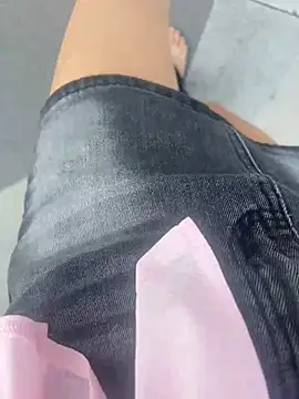 Snapshot of xiaoyuan01 chatting on 11, 10, 2025 xiaoyuan01 online show from 11, 10, 2025