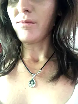 Snapshot of NikaSwan2831 chatting on 28, 9, 2025 NikaSwan2831 online show from 28, 9, 2025