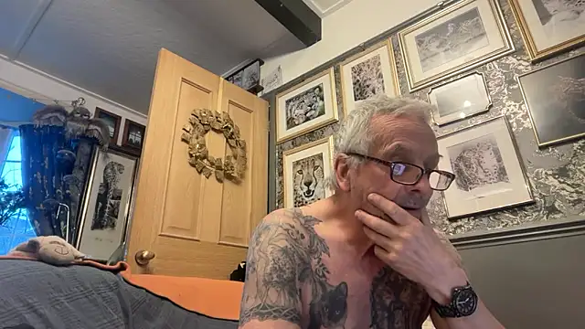 poggles online show from 24, 3, 2026