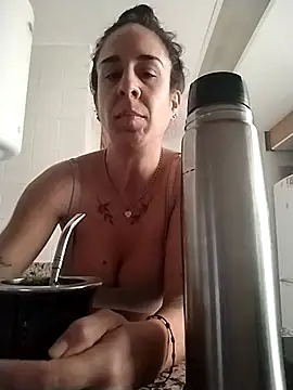 Snapshot of agustinalatina chatting on 16, 10, 2025 agustinalatina online show from 16, 10, 2025