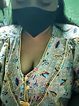 Liyaa 24 online show from 13, 2, 2026