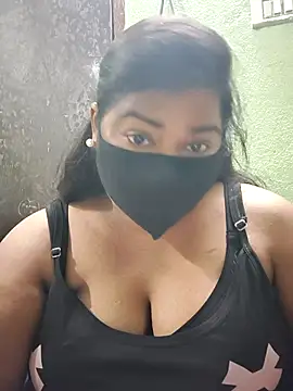 Liyaa 24 online show from 23, 2, 2026