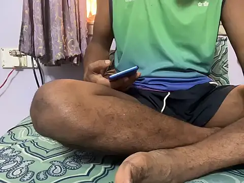 Snapshot of Matt6102 chatting on 8, 10, 2025 Matt6102 online show from 8, 10, 2025