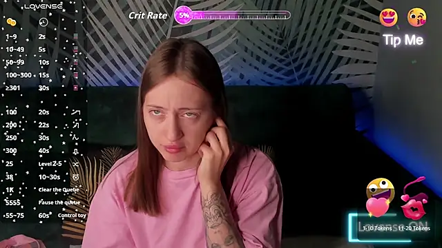 Snapshot of ChristyCrayme chatting on 19, 6, 2026 ChristyCrayme online show from 19, 6, 2026