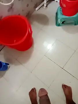 Snapshot of zim200 chatting on 6, 10, 2025 zim200 online show from 6, 10, 2025