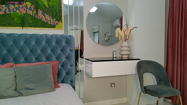 Snapshot of SiennaPierce chatting on 3, 3, 2026 SiennaPierce online show from 3, 3, 2026