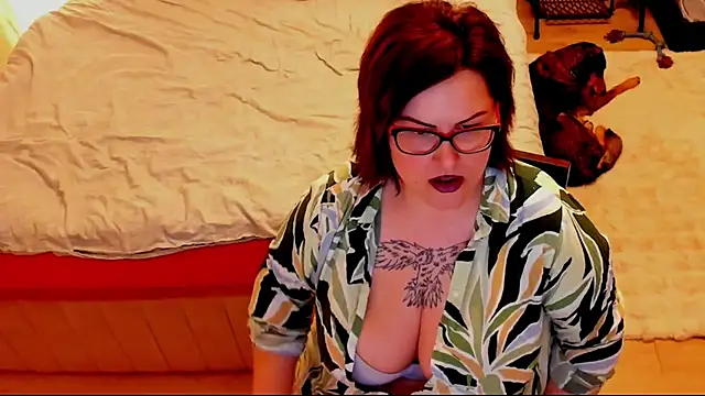 Squirt Kimm online show from 5, 4, 2026