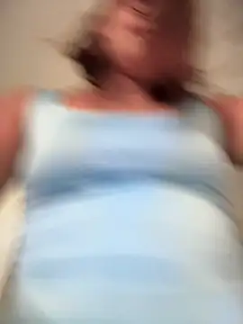 sara calderon online show from 18, 4, 2026