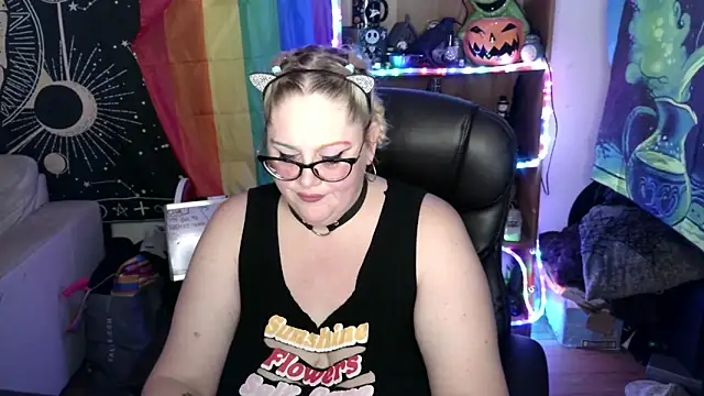 Snapshot of Kinky_Witch chatting on 11, 6, 2026 Kinky Witch online show from 11, 6, 2026