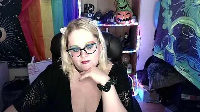 Snapshot of Kinky_Witch chatting on 14, 6, 2026 Kinky Witch online show from 14, 6, 2026