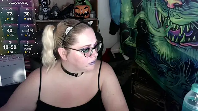 Snapshot of Kinky_Witch chatting on 14, 7, 2026 Kinky Witch online show from 14, 7, 2026