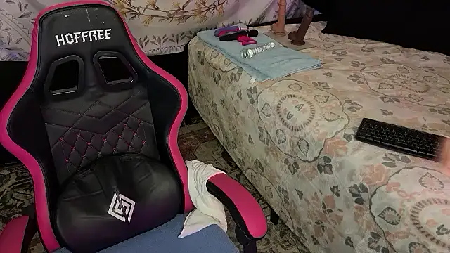 BossMomma0387 online show from 31, 10, 2025