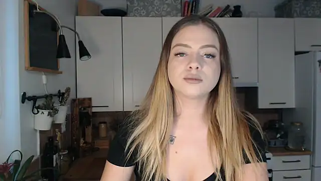 BuffyxLUST online show from 13, 1, 2026