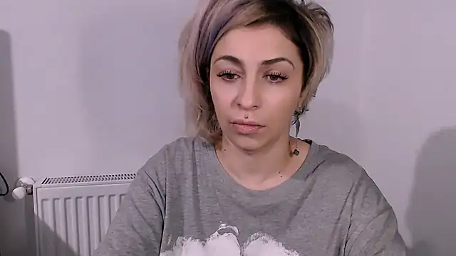 Snapshot of AAARUNY chatting on 8, 2, 2026 AAARUNY online show from 8, 2, 2026